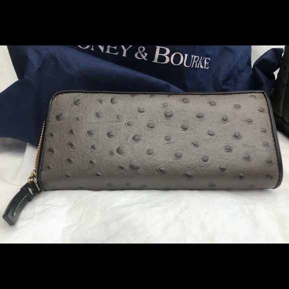 Dooney & Bourke Zip Satchel with matching wallet - Picture 7 of 9